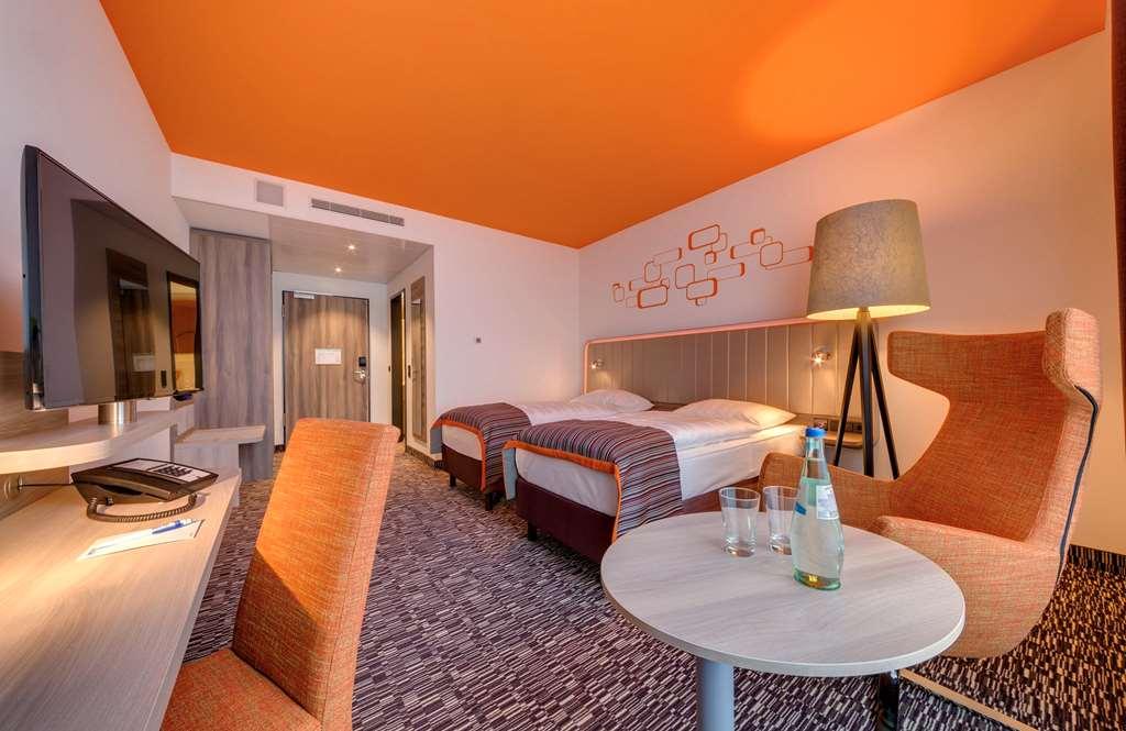 Park Inn By Radisson Neumarkt Neumarkt in der Oberpfalz Room photo