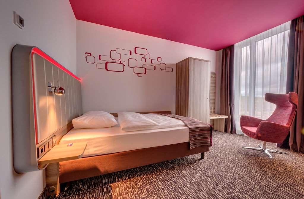 Park Inn By Radisson Neumarkt Neumarkt in der Oberpfalz Room photo